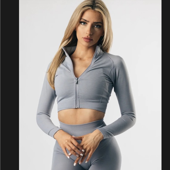 Alphalete amplify jacket - Picture 1 of 16